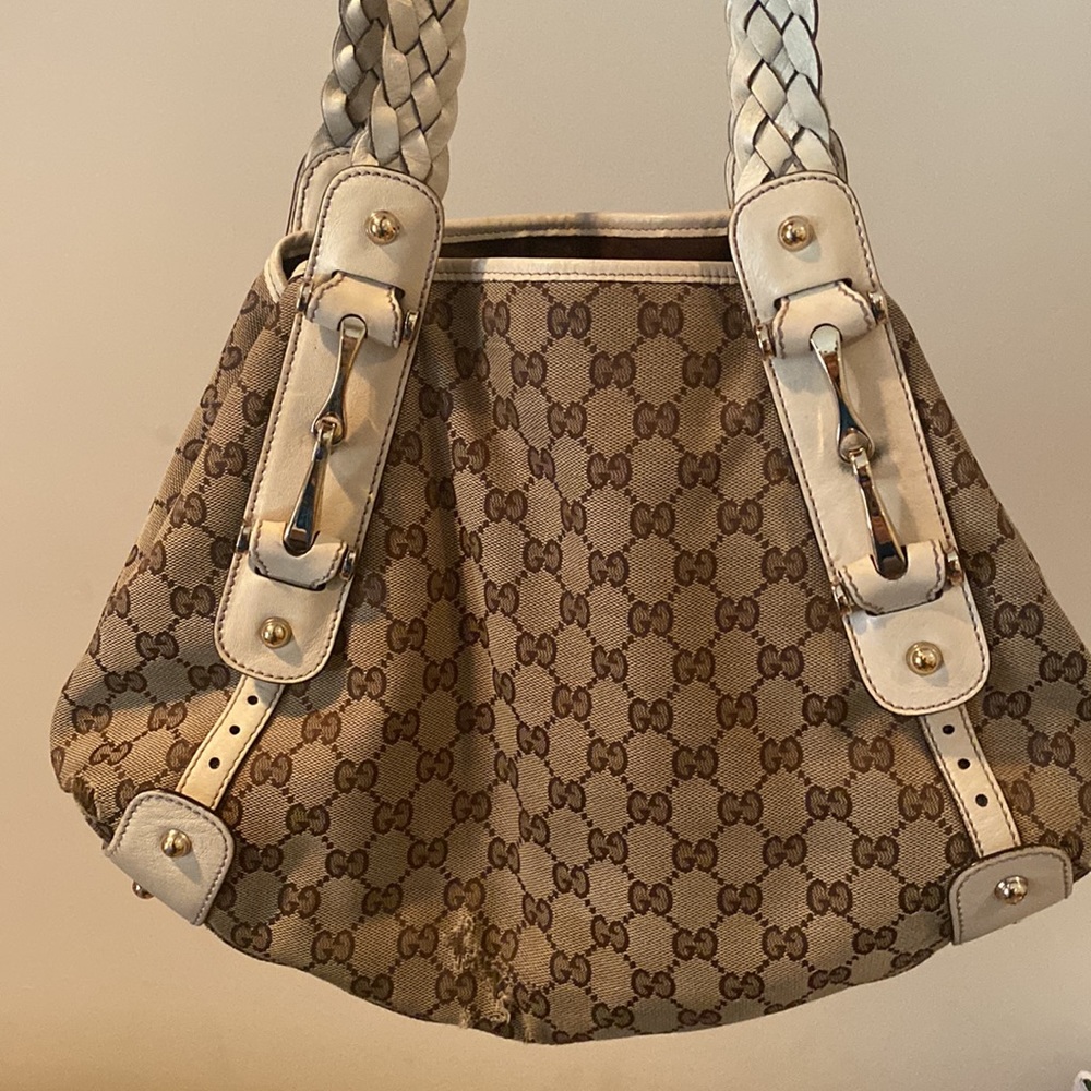 Gucci Handbag - Picture 10 of 10
